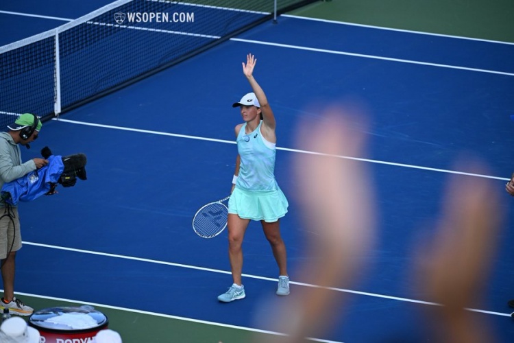 但如今回头 但如今回头