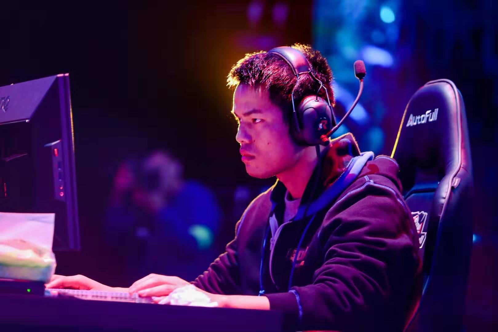 两队都以强 两队都以强