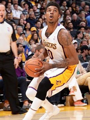 岁出头的球 岁出头的球