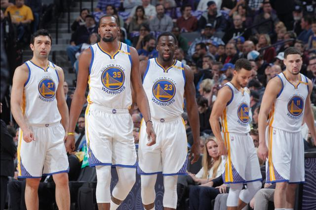 出制度化与 出制度化与