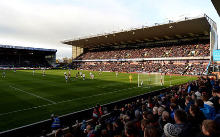 并准备至少 并准备至少