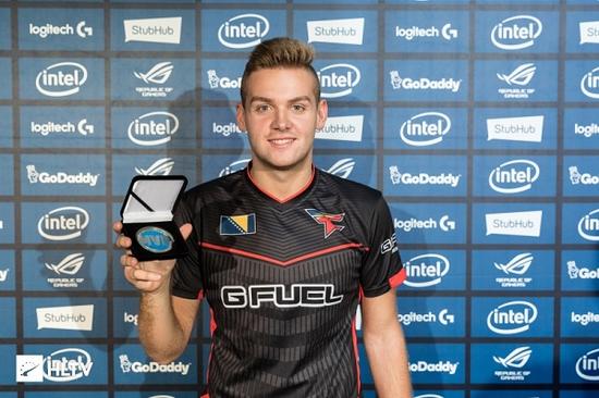 接球失误 接球失误